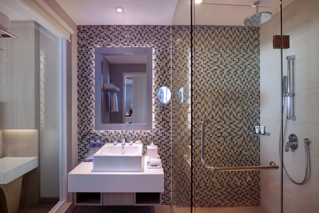 Deluxe Balcony Quenn Bed inside