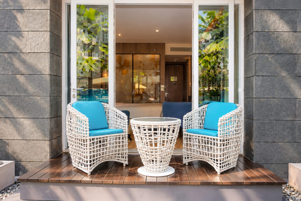 Lagoon Room Outdoor 3